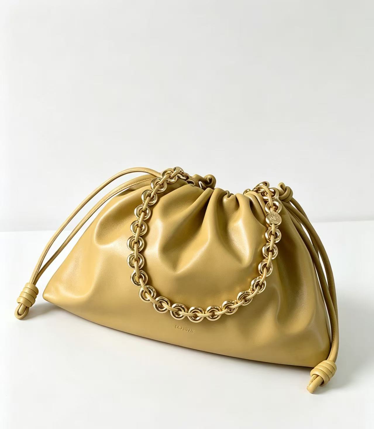 The new star's same large soft nappa sheep leather Flamenco Purse handbag