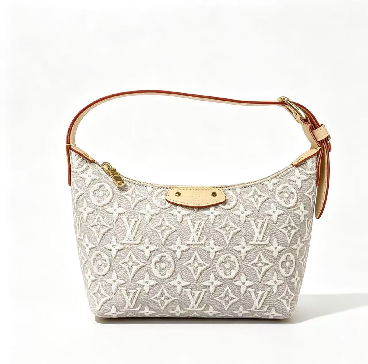 Pochette Hills Armpit Handbag