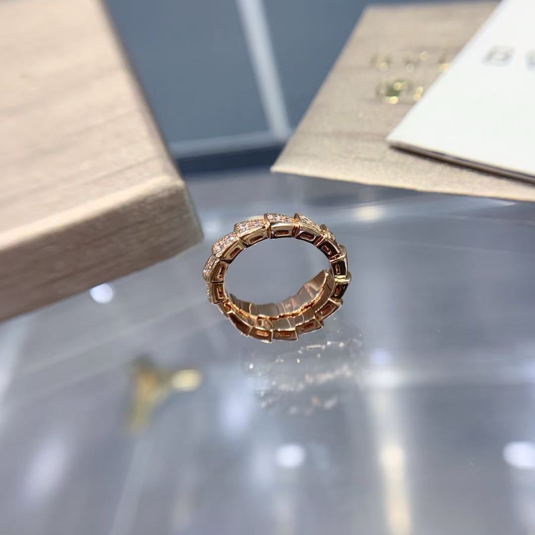 BVLGAR*I SERPENTI VIPER Spirit Snake Full Diamond Ring