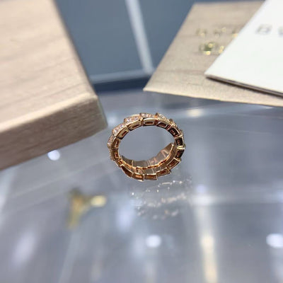 BVLGAR*I SERPENTI VIPER Spirit Snake Full Diamond Ring