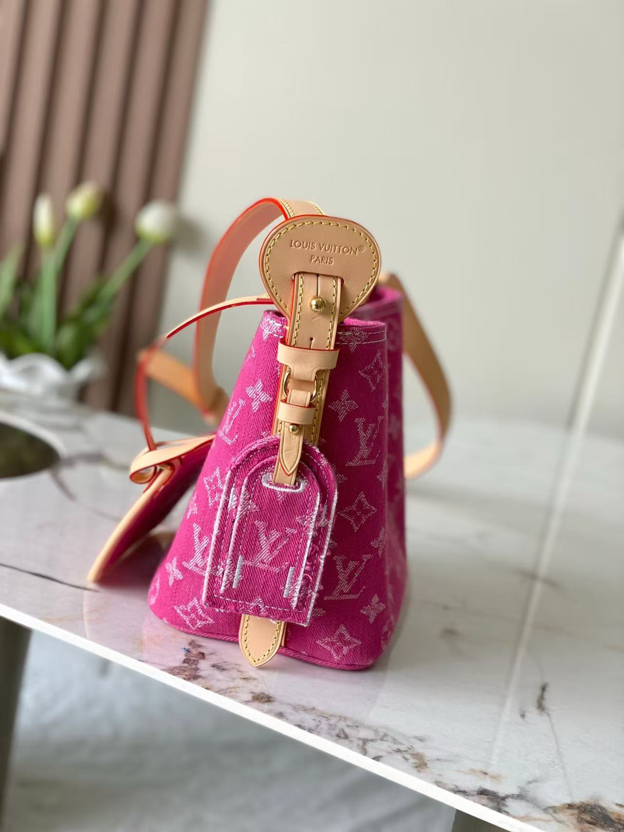 All In BB bucket handbag