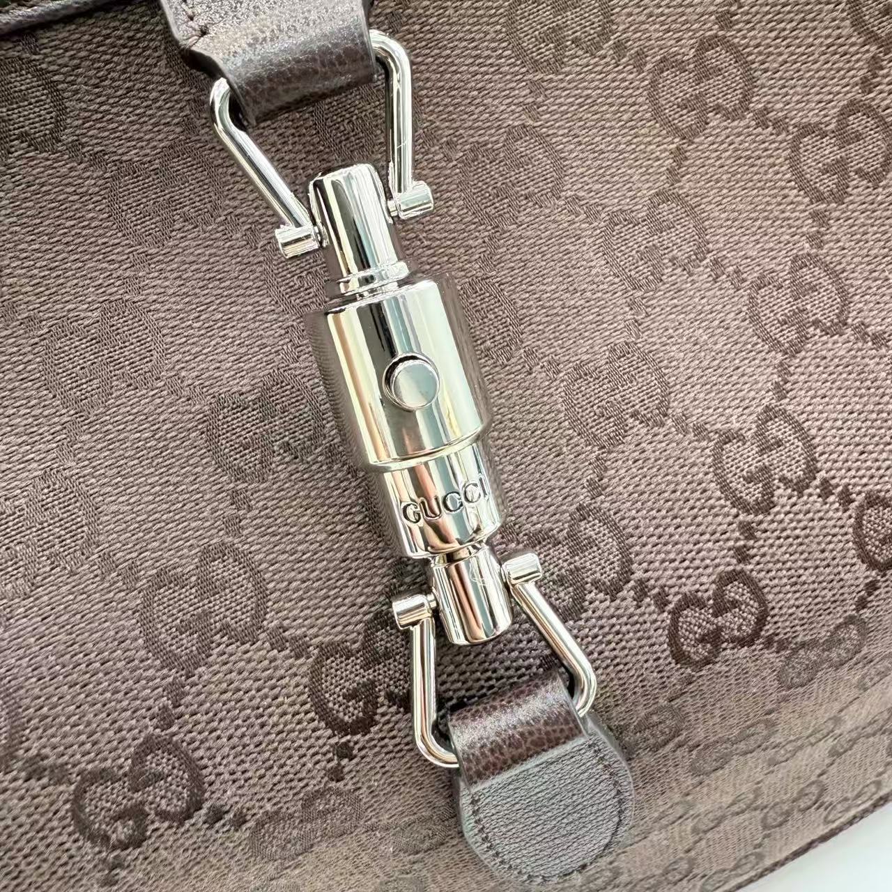 This new Gucci Jackie 1961 series handbag