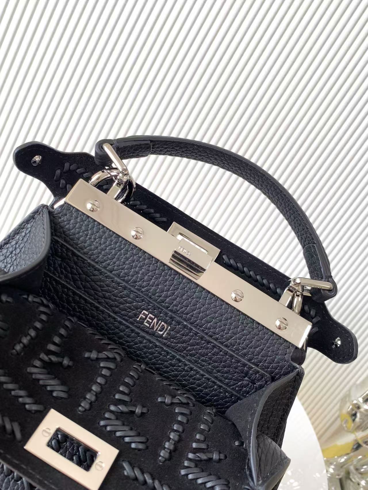 Peekaboo new series ISeeU petite calfskin feels super delicate