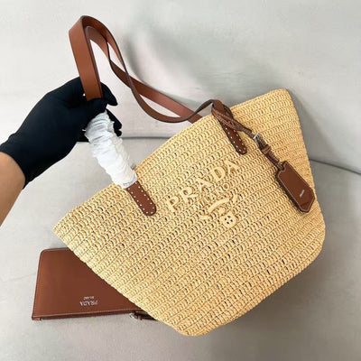 26s straw-knitted shoulder bag