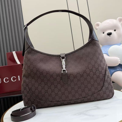 This new Gucci Jackie 1961 series handbag