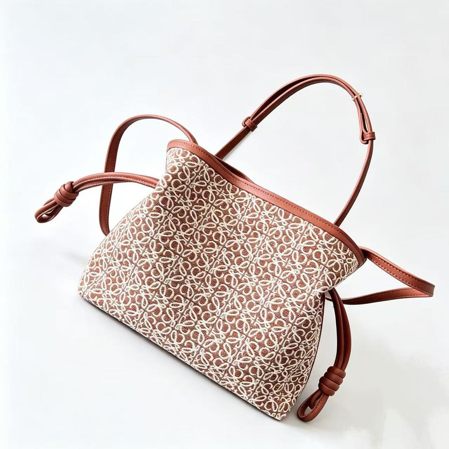 Anagram jacquard and cow leather Flamenco handbag