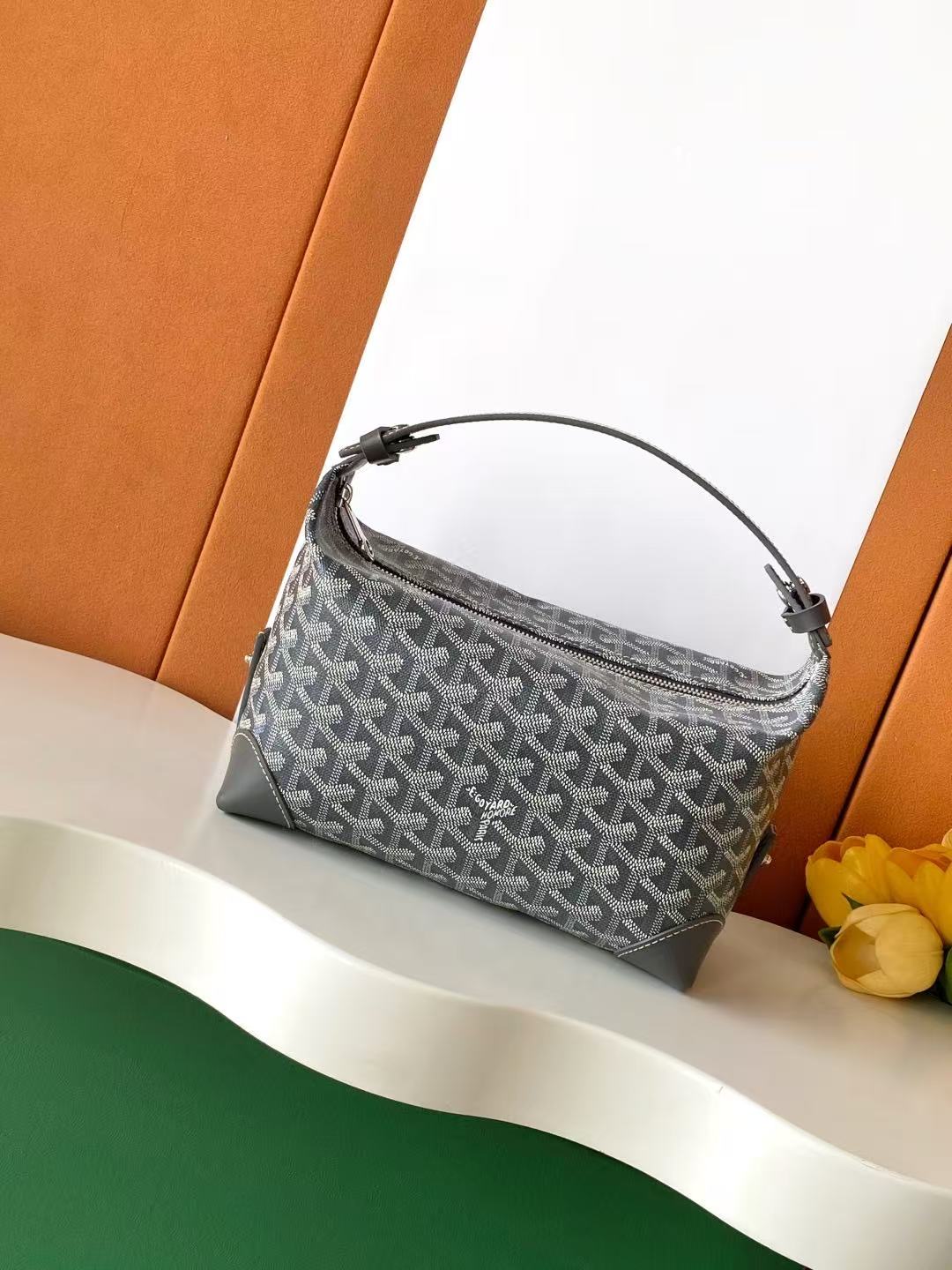 Goyard toilet ecrue bag