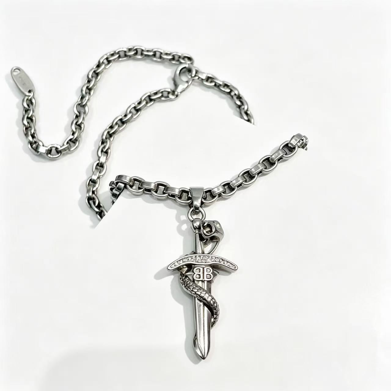 Balenciag*a Paris World* Family GOTH SNAKE Necklace/Snake Year Limited Spirit Snake Sword Necklace