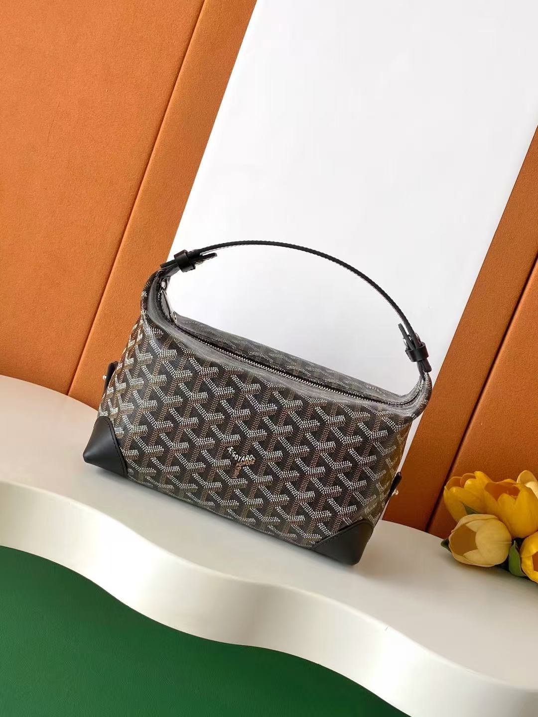 Goyard toilet ecrue bag