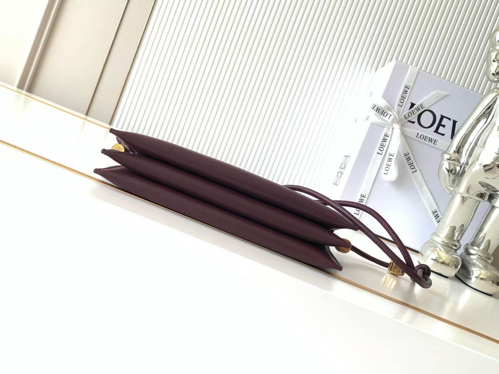 Napa cow leather Joya clutch bag