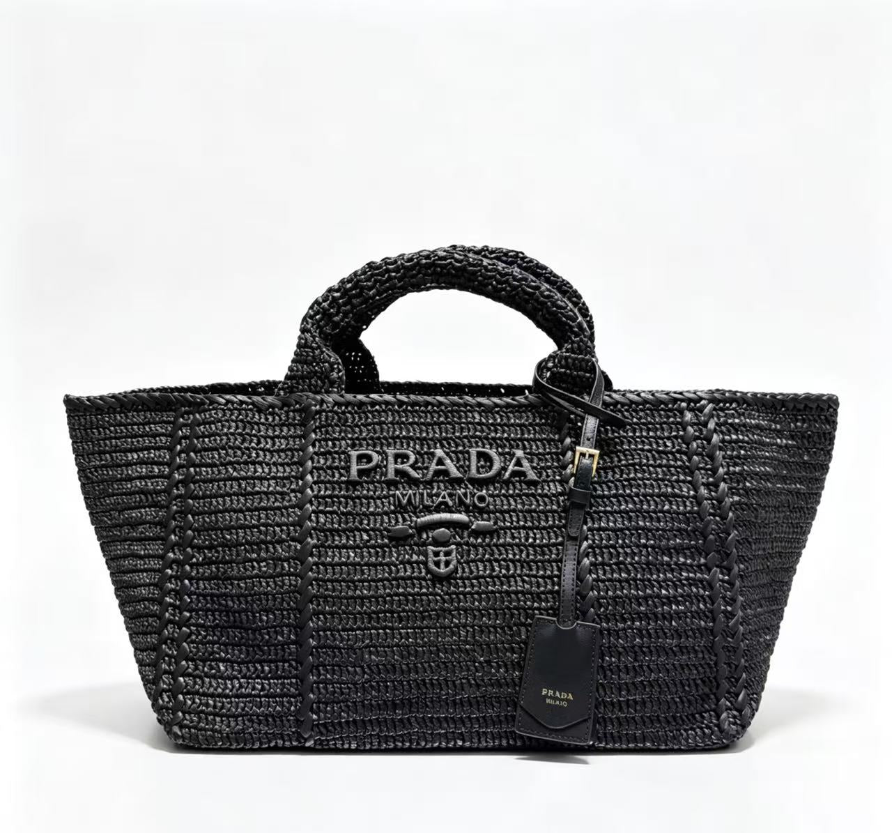 The new straw tote bag