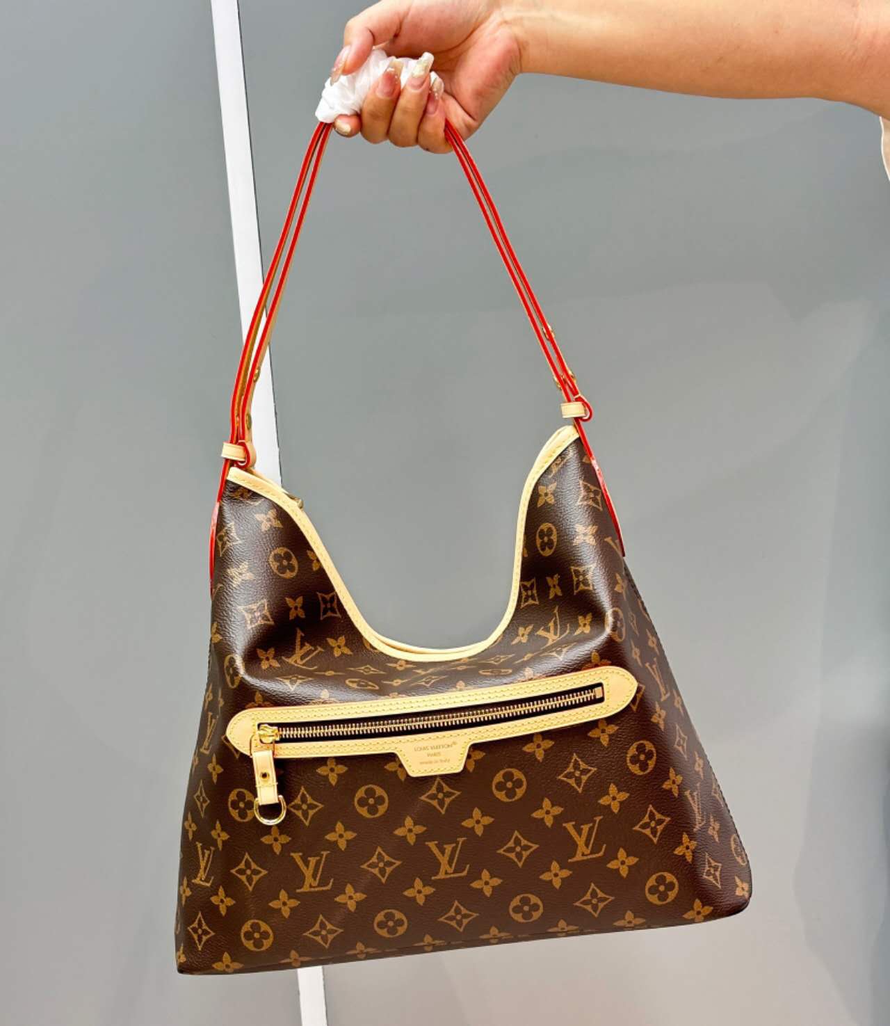 Line-Up Shoulder Bag