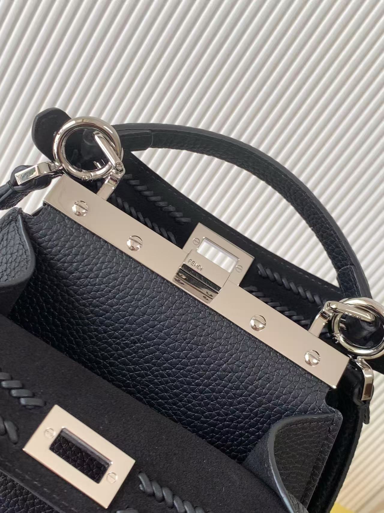 Peekaboo new series ISeeU petite calfskin feels super delicate