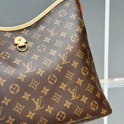 Line-Up Shoulder Bag