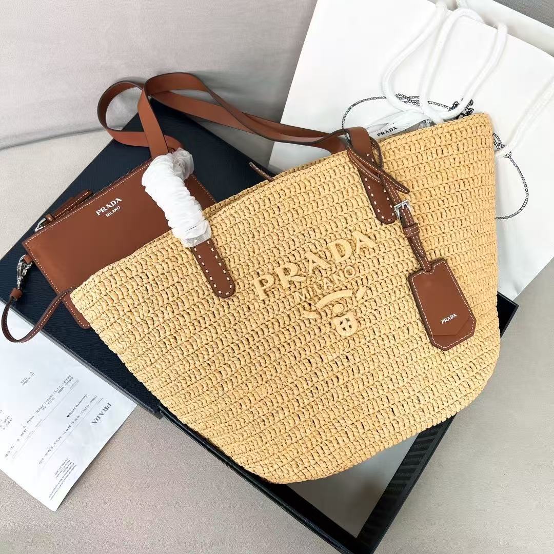 26s straw-knitted shoulder bag