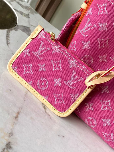 All In BB bucket handbag