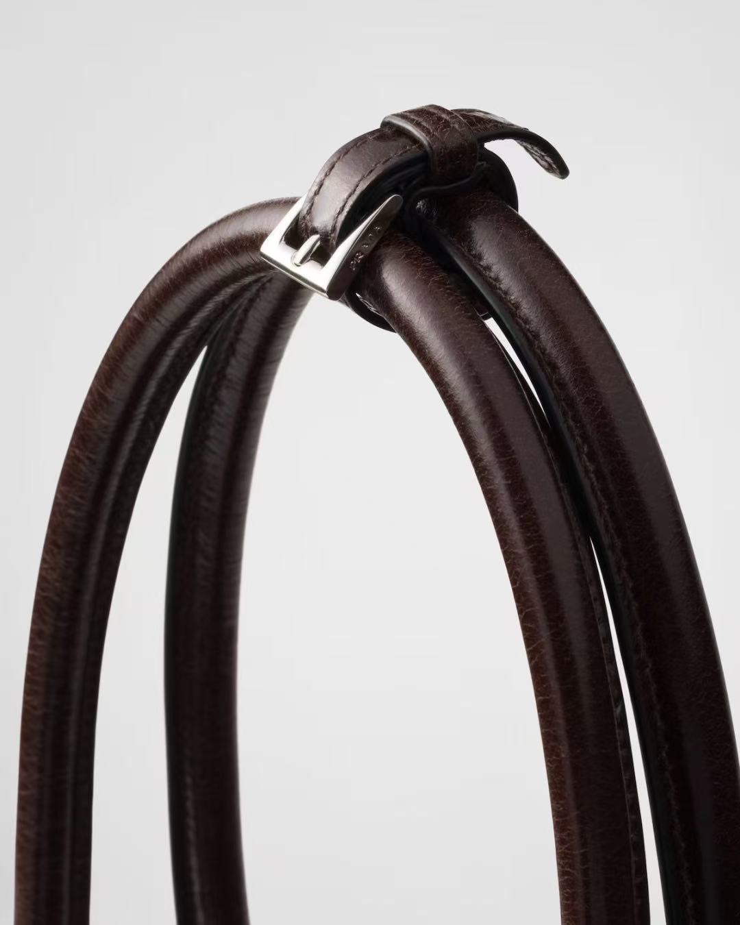 LusSolf oil leather