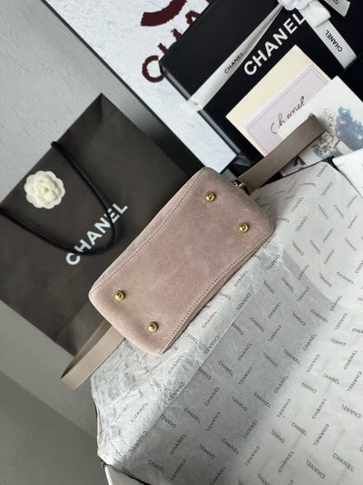26S wide shoulder strap handbag