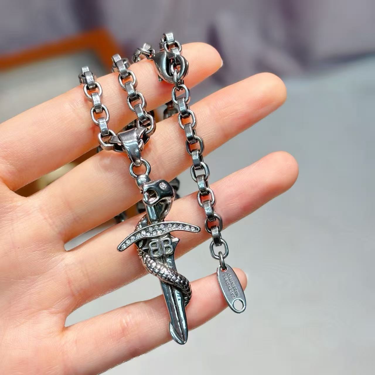 Balenciag*a Paris World* Family GOTH SNAKE Necklace/Snake Year Limited Spirit Snake Sword Necklace