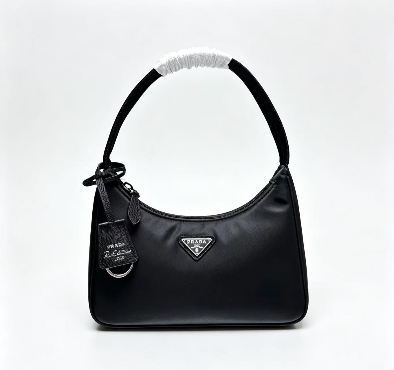 women's nylon shoulder bag