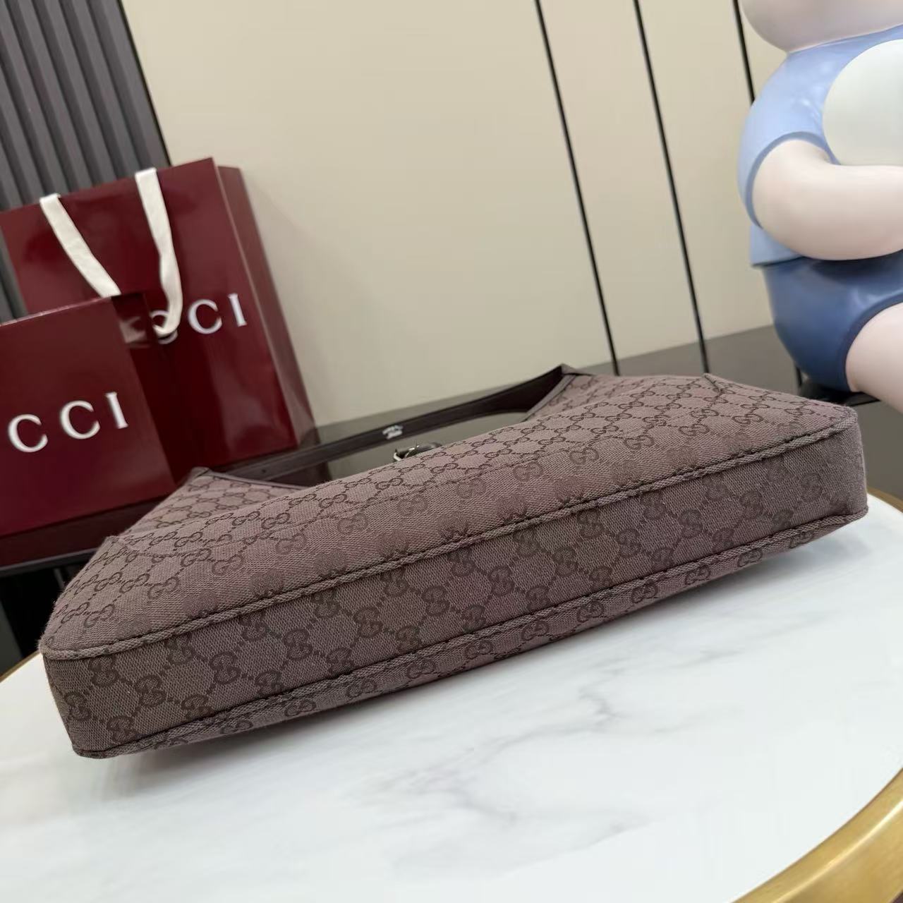 This new Gucci Jackie 1961 series handbag