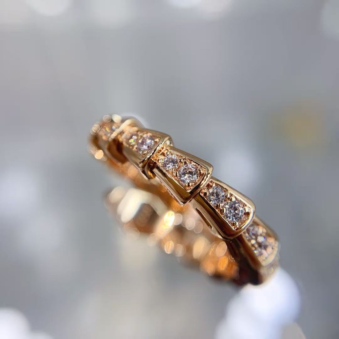 BVLGAR*I SERPENTI VIPER Spirit Snake Full Diamond Ring