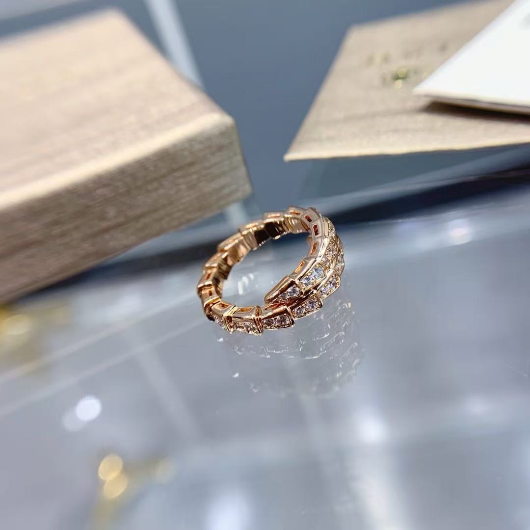 BVLGAR*I SERPENTI VIPER Spirit Snake Full Diamond Ring