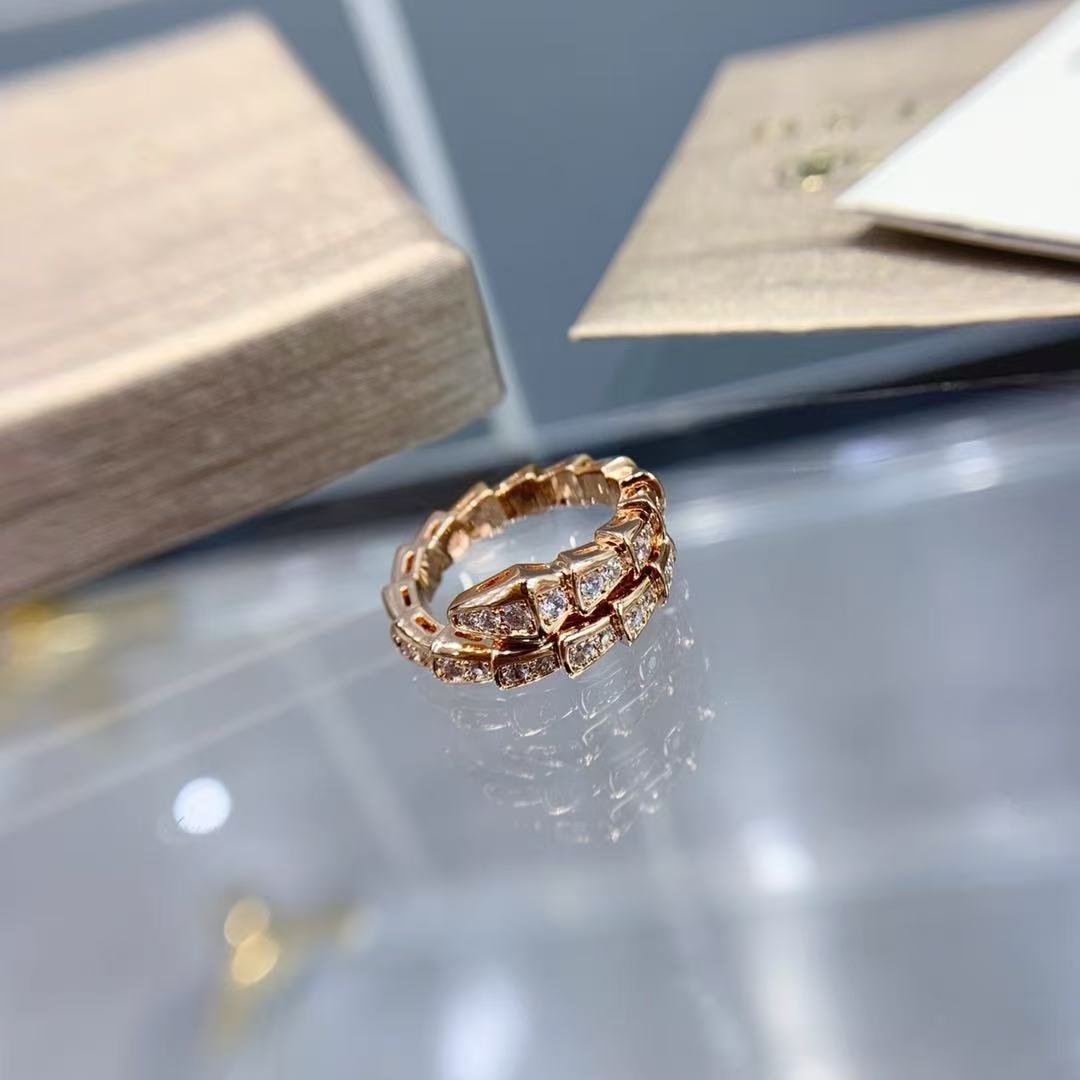 BVLGAR*I SERPENTI VIPER Spirit Snake Full Diamond Ring