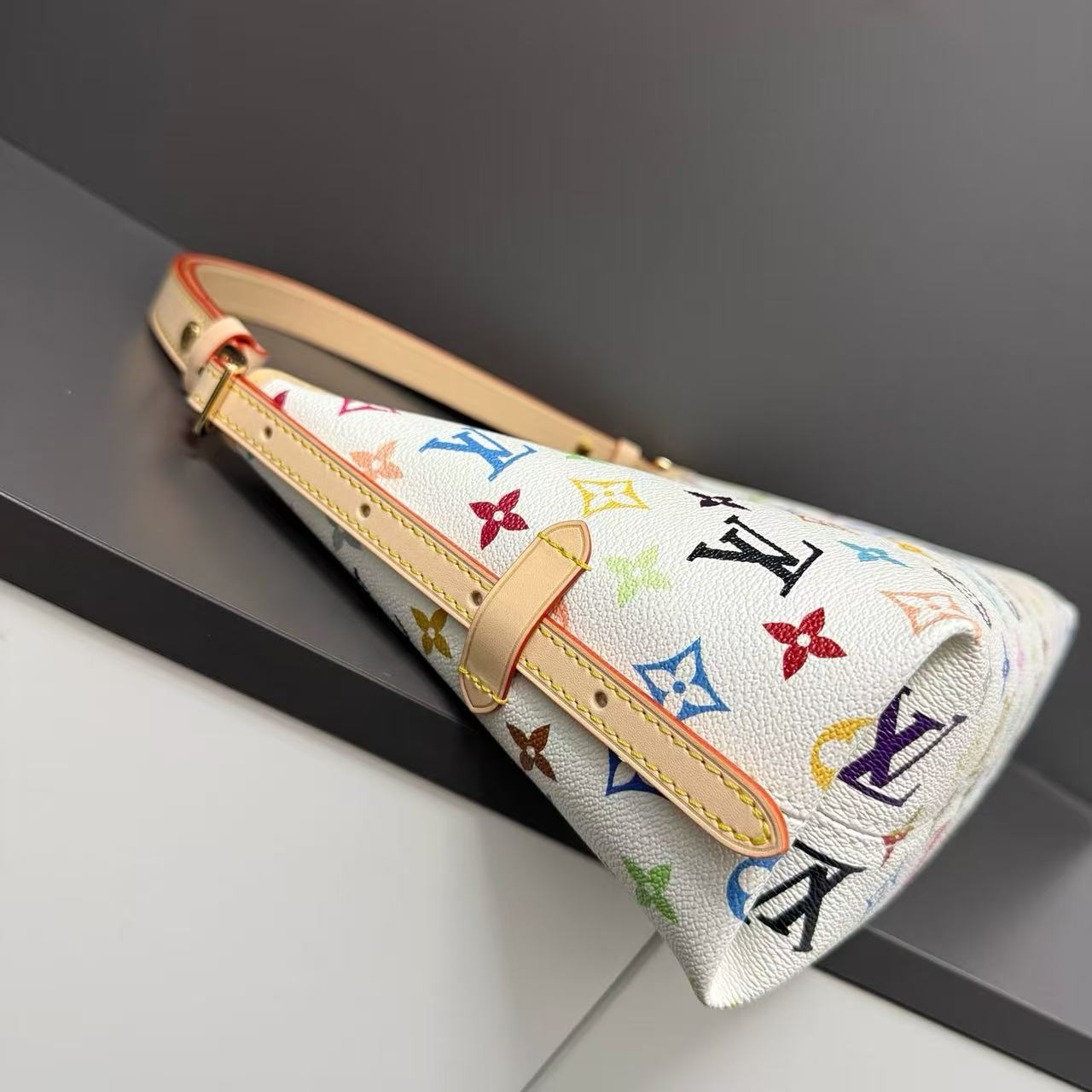 This LV x TM Carryall East West handbag