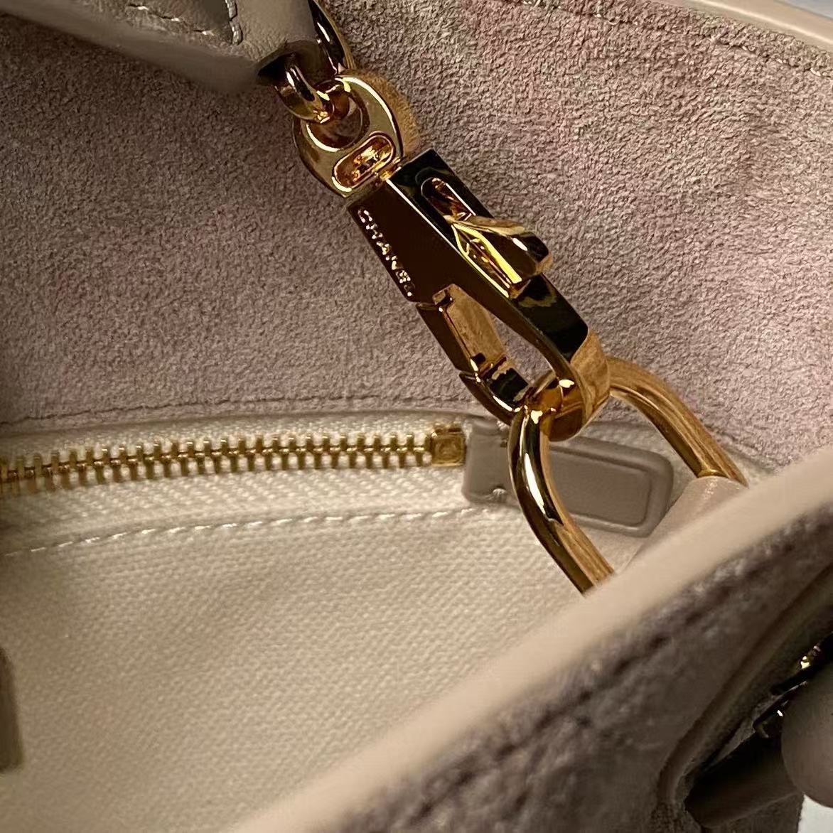 Anti-fleece Chanel🅾️26S bucket bag