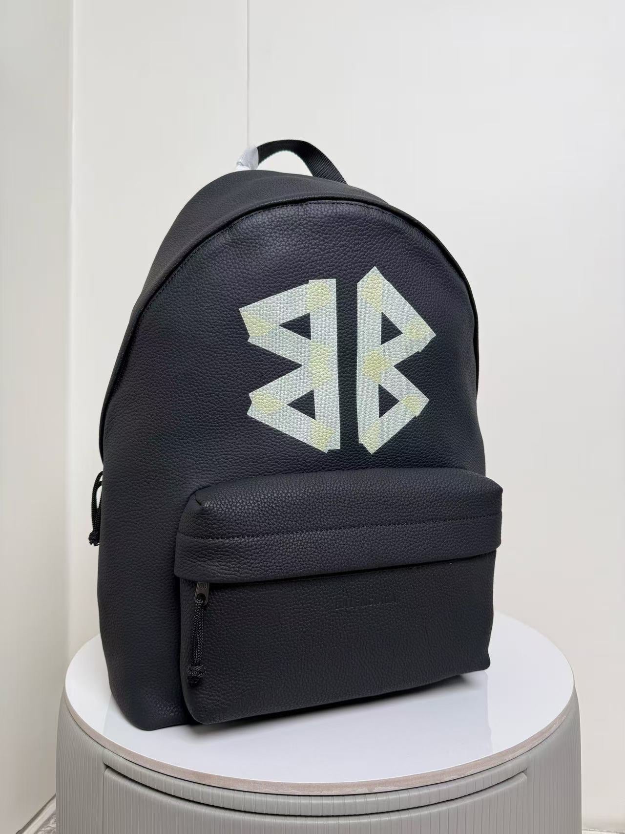 Balenciag, Balenciag's bag