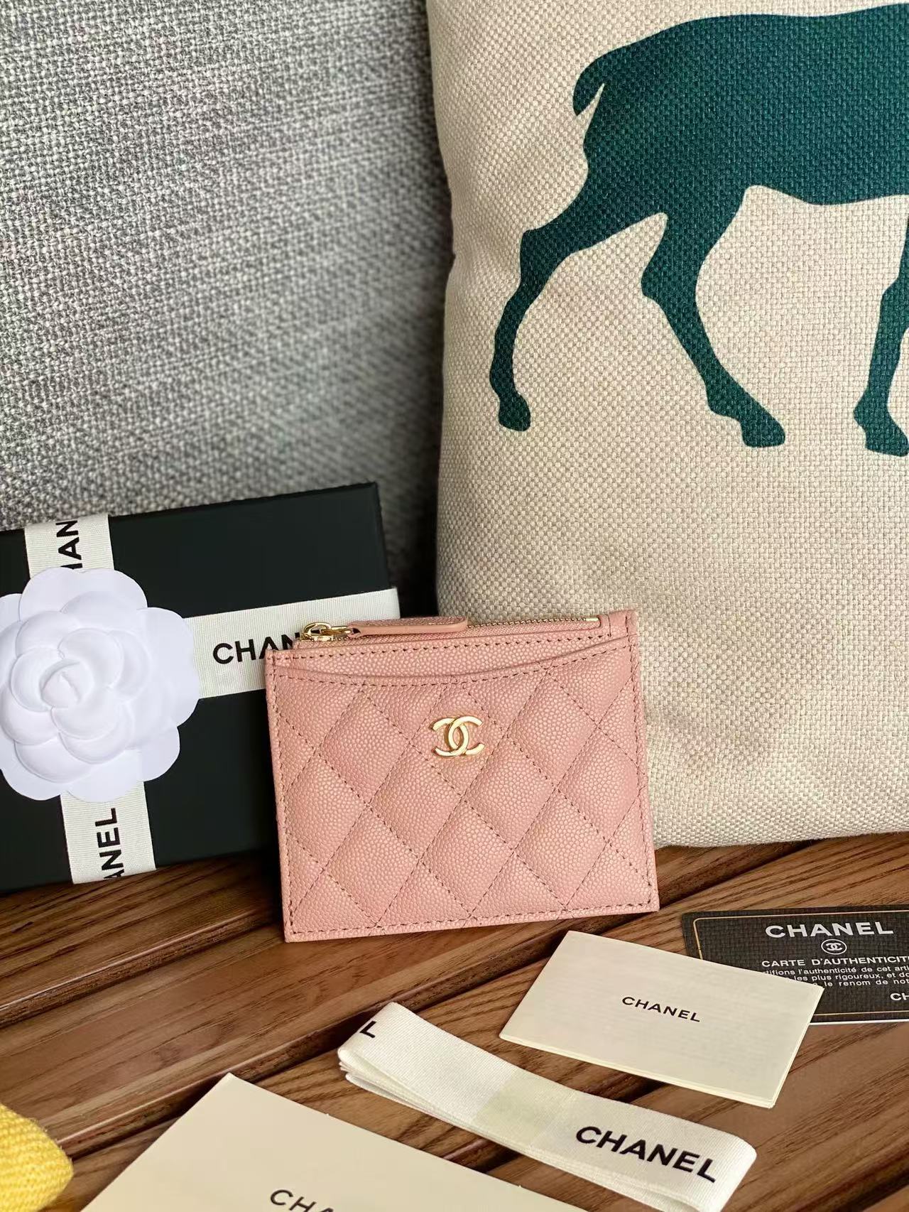 Single pull card bag