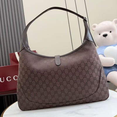 This new Gucci Jackie 1961 series handbag