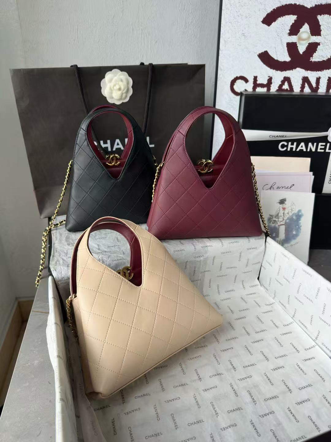 Chanel 26a high-end handicraft series triangle bag