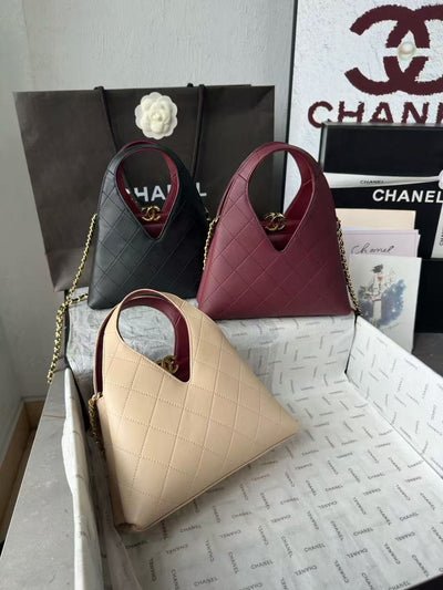 Chanel 26a high-end handicraft series triangle bag