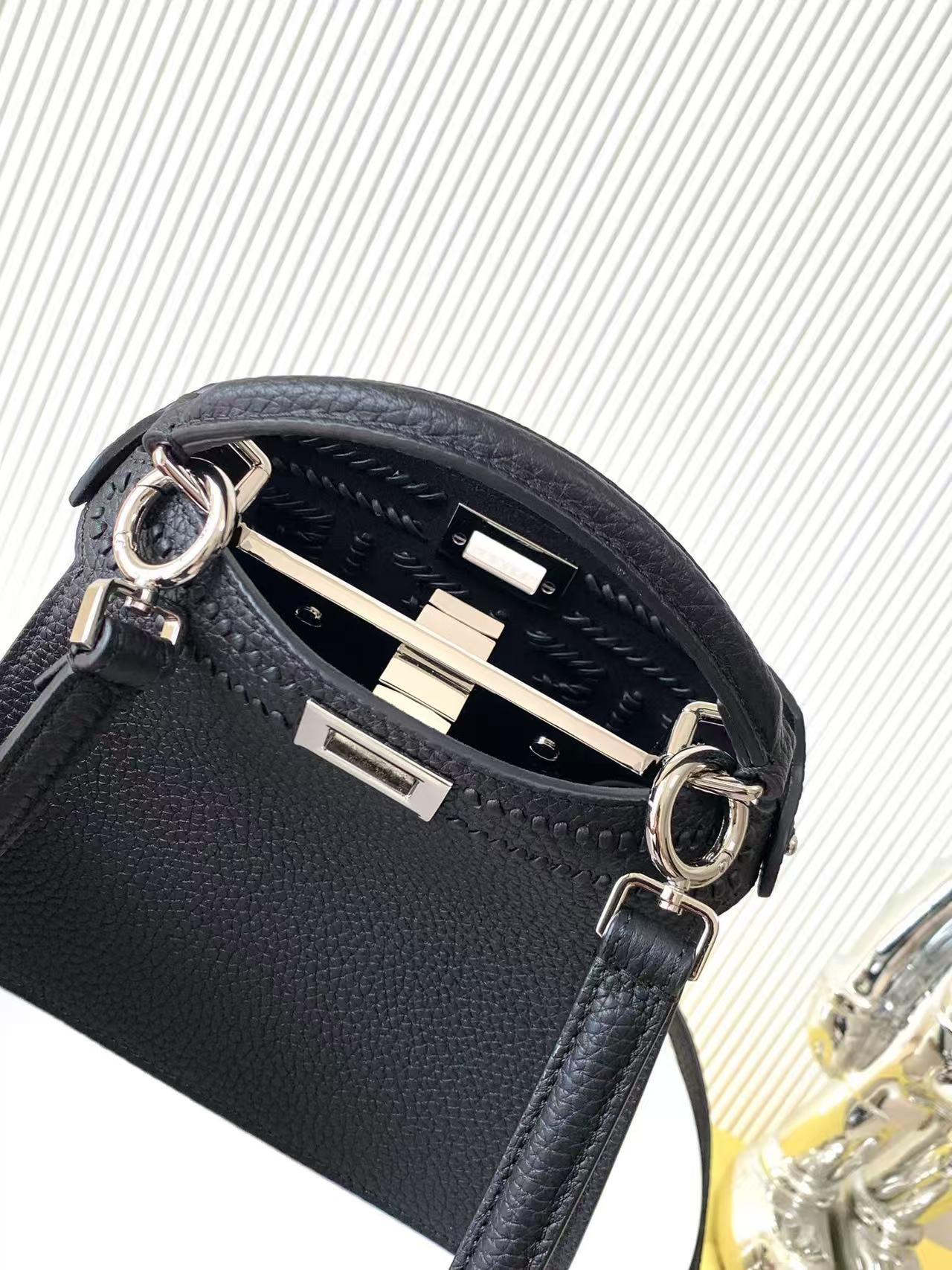 Peekaboo new series ISeeU petite calfskin feels super delicate