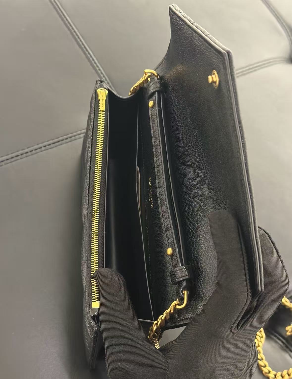 classic and versatile bag