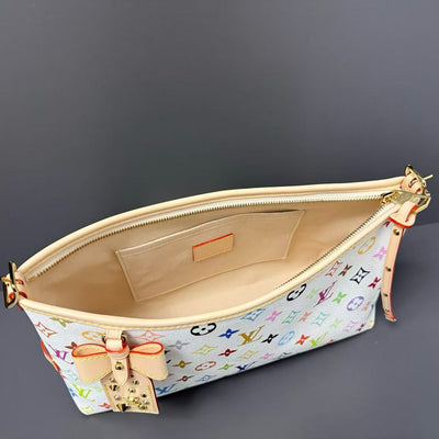 This LV x TM Carryall East West handbag