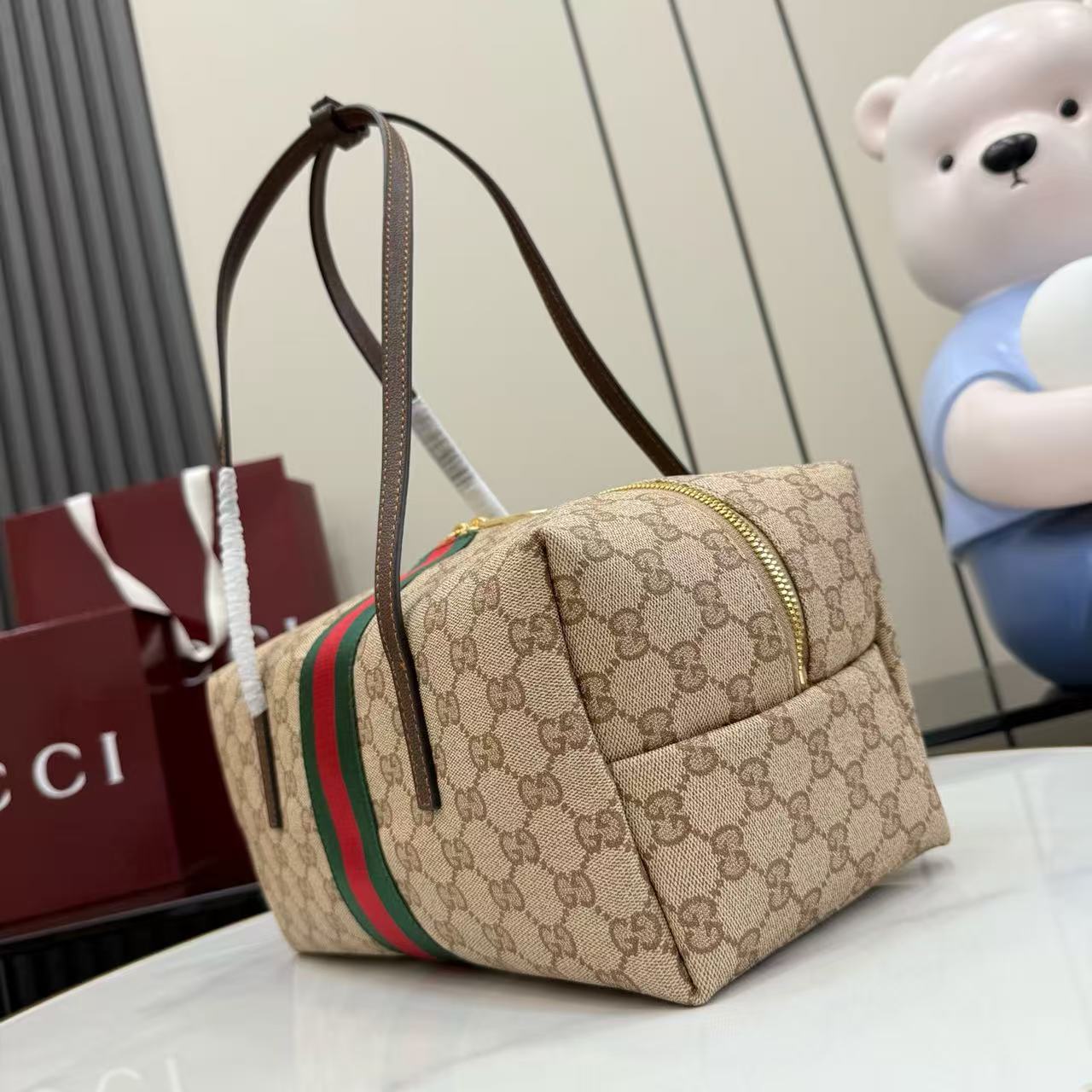 GG coated canvas